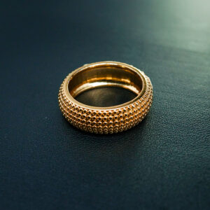 טבעת זהב מעוצבת